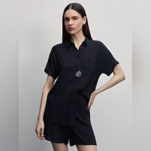 NWT Zarina Dark Casual Button-Down Shirt